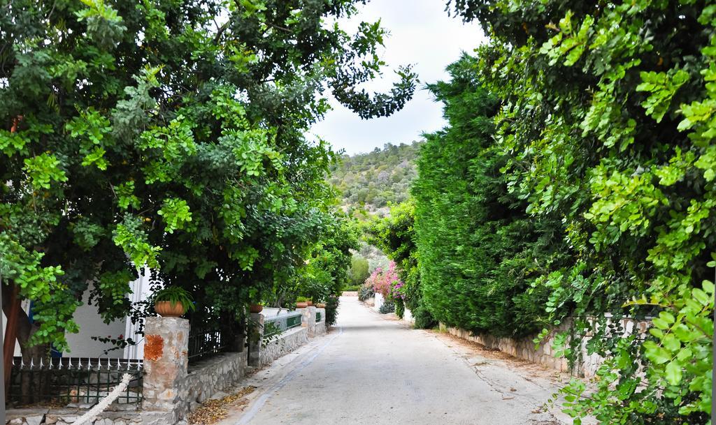 Hotel Korfos - Ξενοδοχείο Κόρφος Renovated Ngoại thất bức ảnh