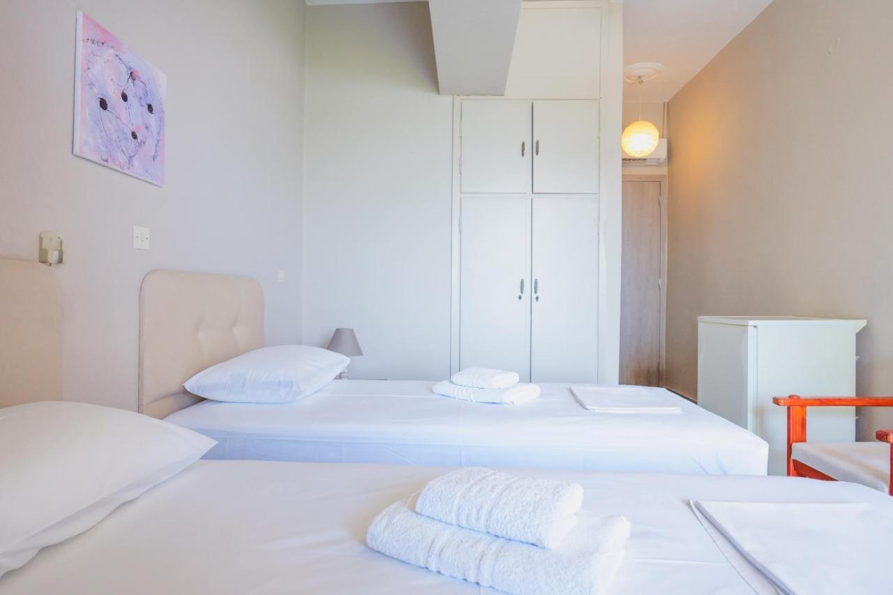 Hotel Korfos - Ξενοδοχείο Κόρφος Renovated Ngoại thất bức ảnh
