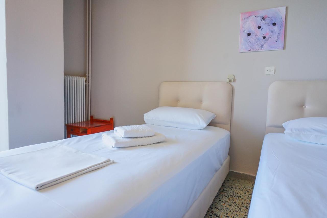 Hotel Korfos - Ξενοδοχείο Κόρφος Renovated Ngoại thất bức ảnh
