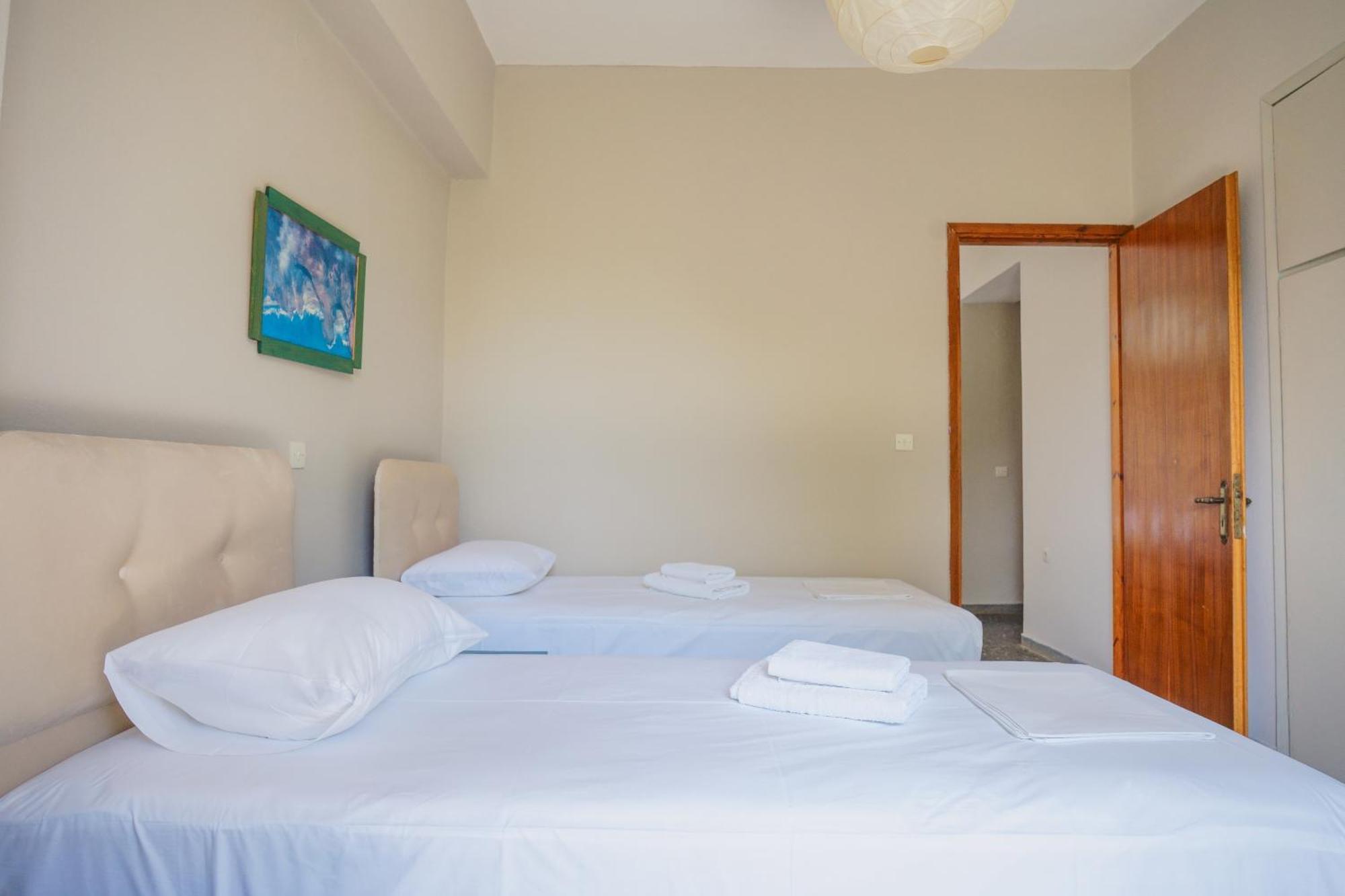Hotel Korfos - Ξενοδοχείο Κόρφος Renovated Ngoại thất bức ảnh