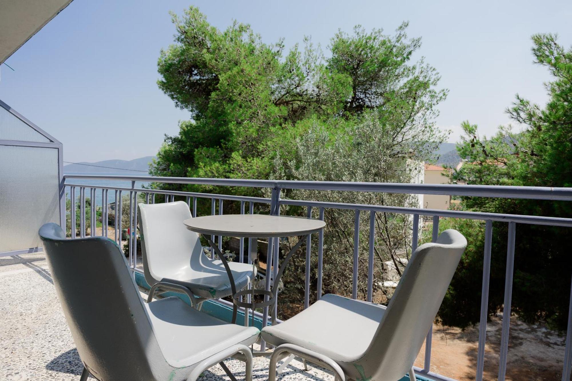 Hotel Korfos - Ξενοδοχείο Κόρφος Renovated Ngoại thất bức ảnh