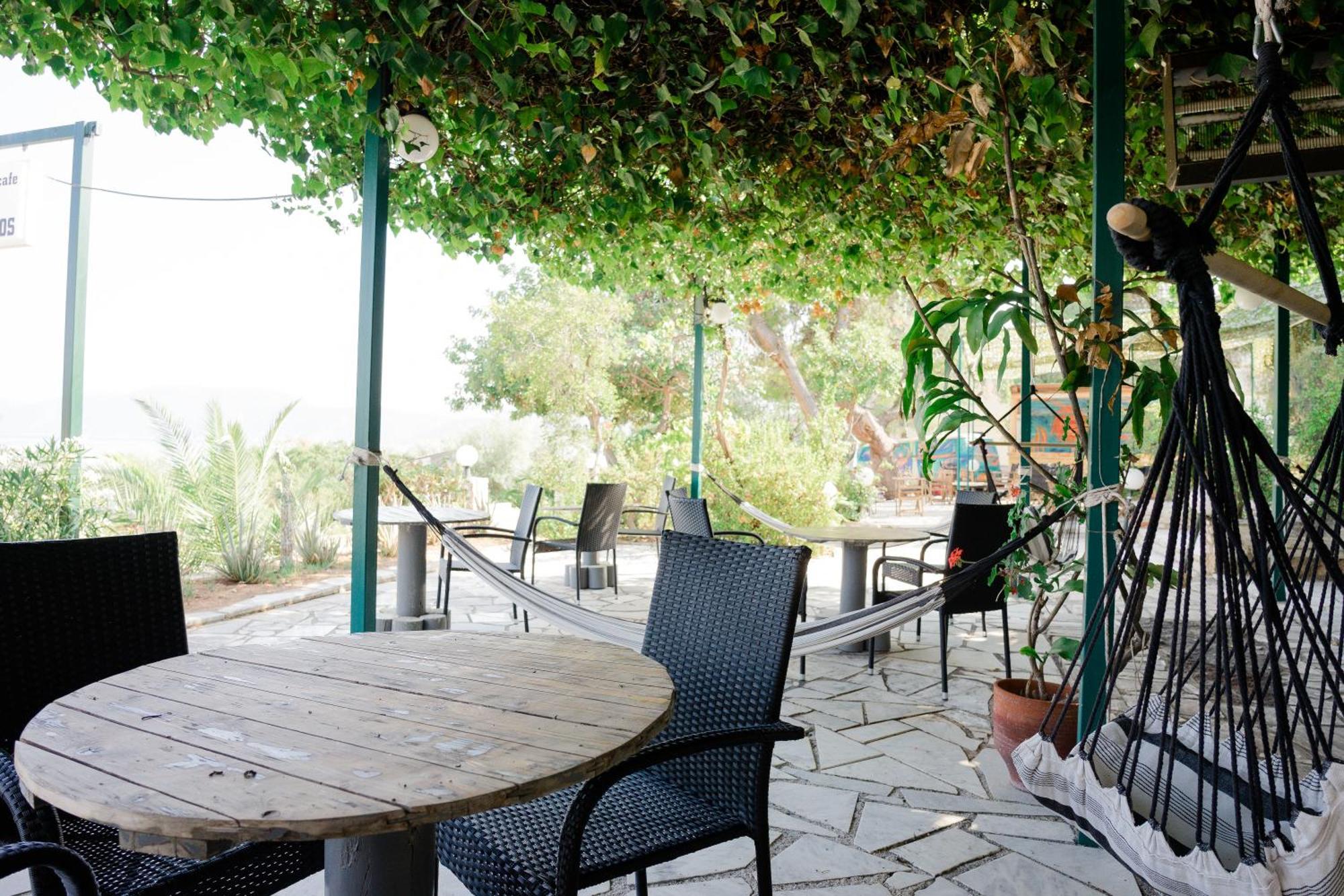 Hotel Korfos - Ξενοδοχείο Κόρφος Renovated Ngoại thất bức ảnh