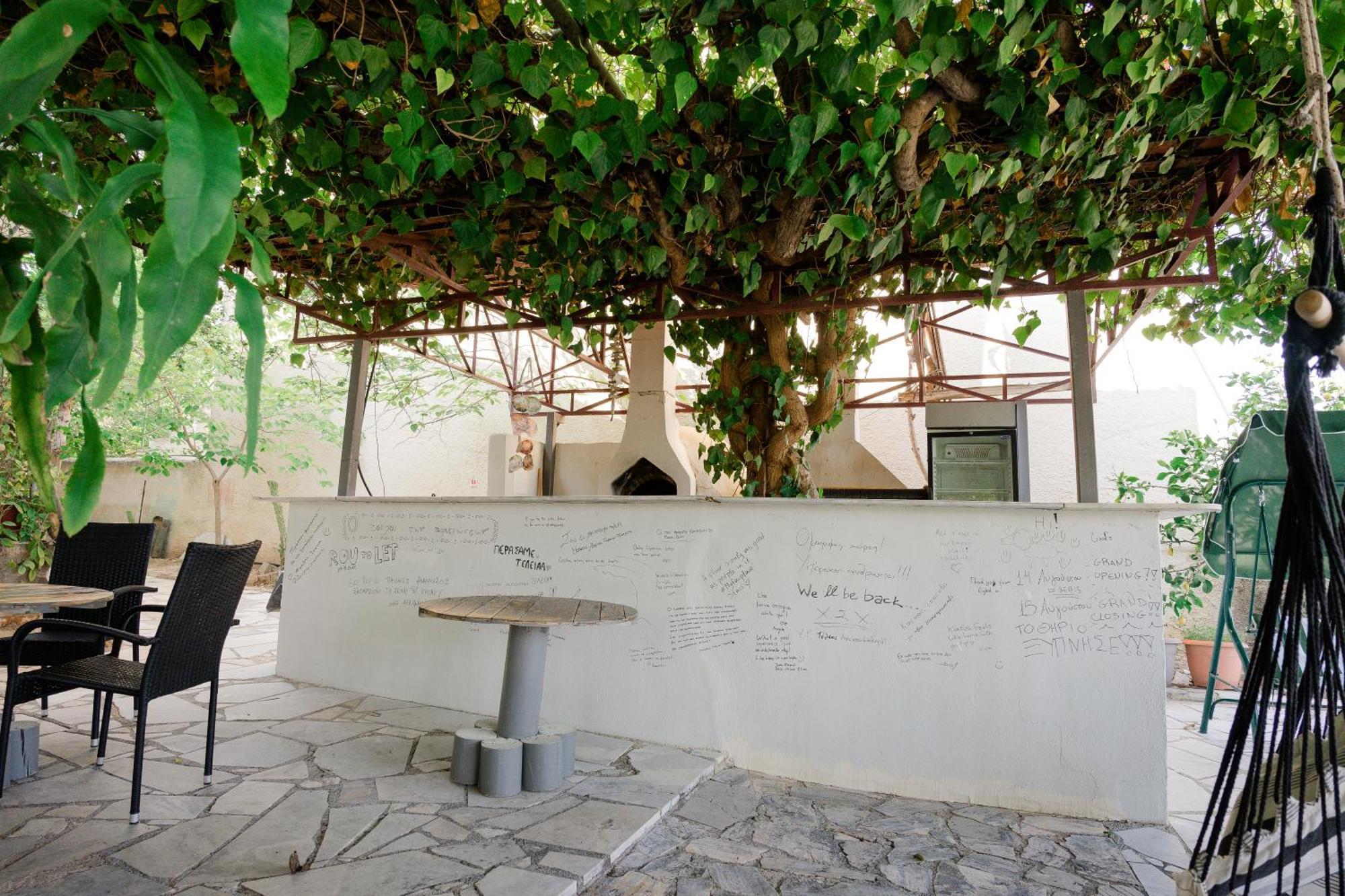 Hotel Korfos - Ξενοδοχείο Κόρφος Renovated Ngoại thất bức ảnh